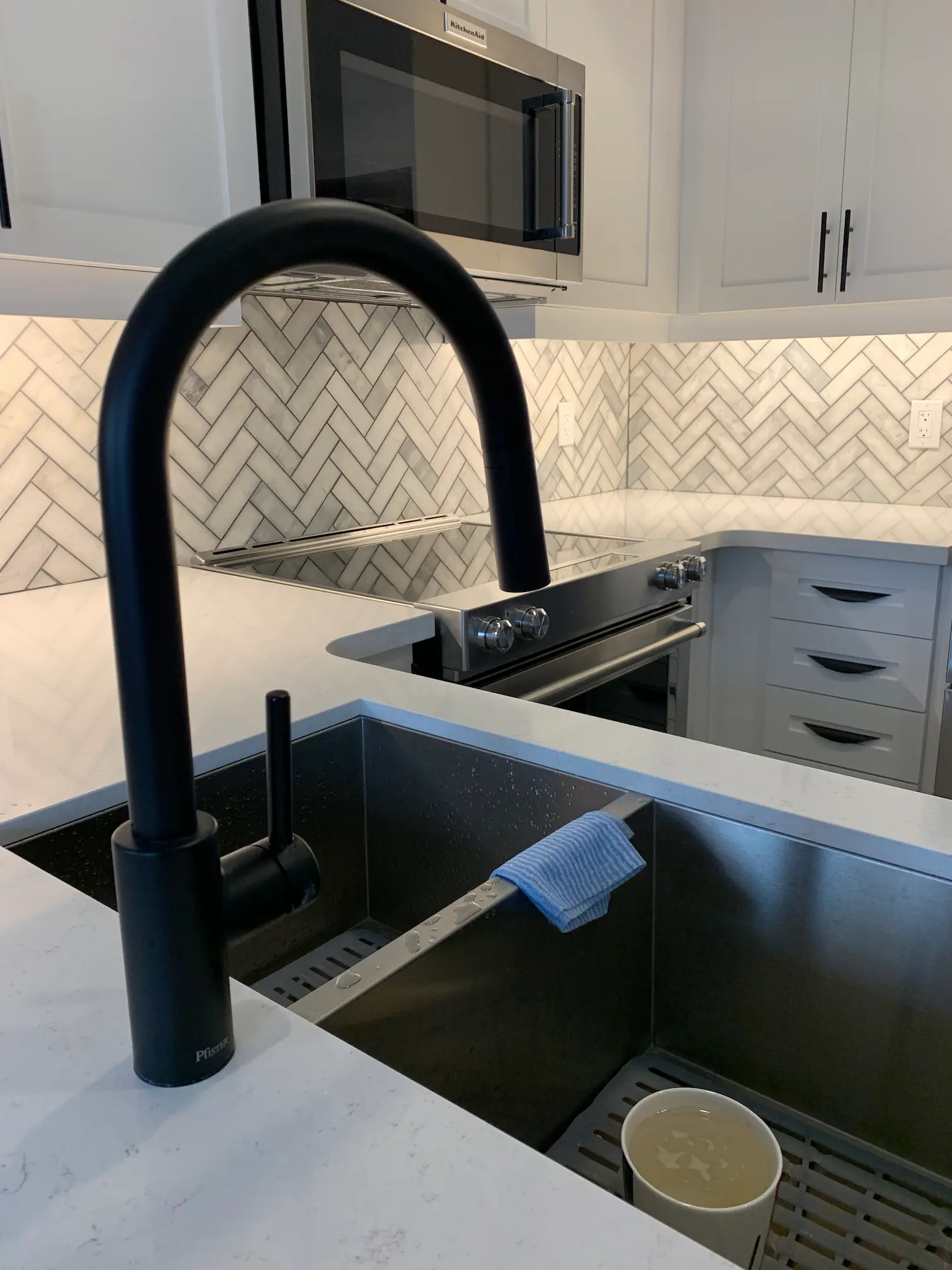 Kitchen Backsplash project photo 8