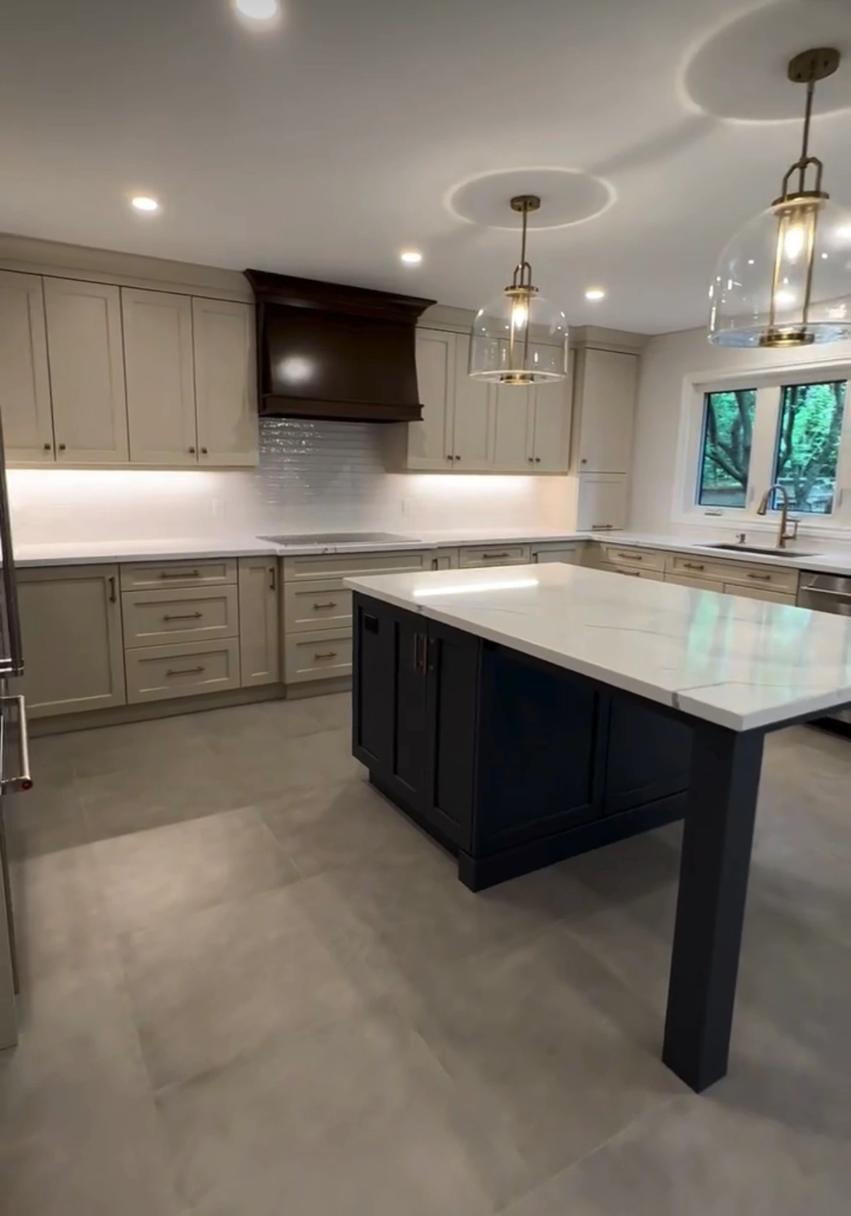 Tile Floors project photo 7