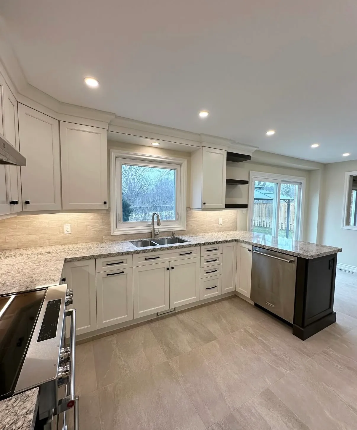 Tile Floors project photo 8